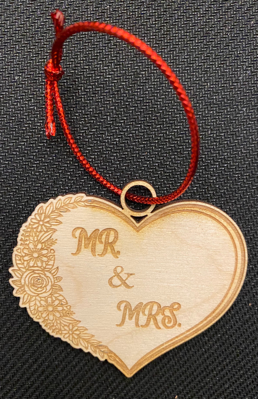 MR. & MRS. HEART ORNAMENT